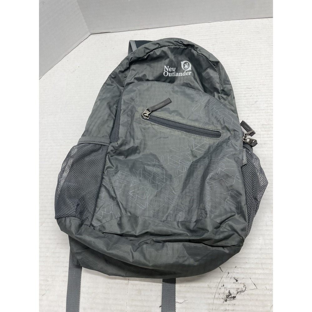 Outlander Lightweight Convertible Backpack - Black